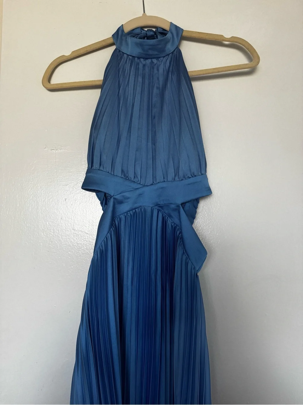 NWOT Abercrombie & Fitch Elegant Navy Blue Pleated Cutout Maxi Dress XSP